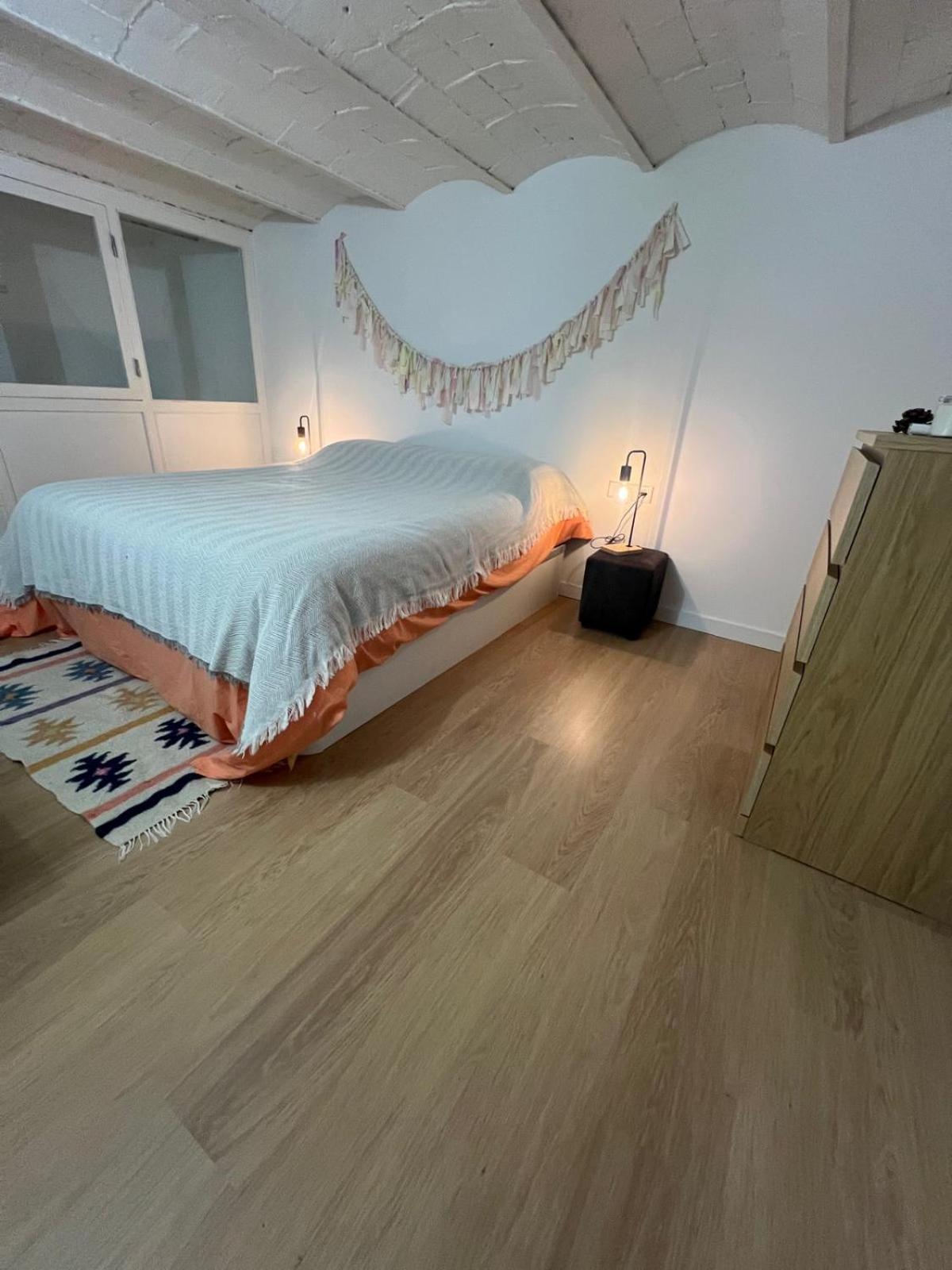 Habitacion Privada En Bello Apartamento Compartido Barcellona Esterno foto