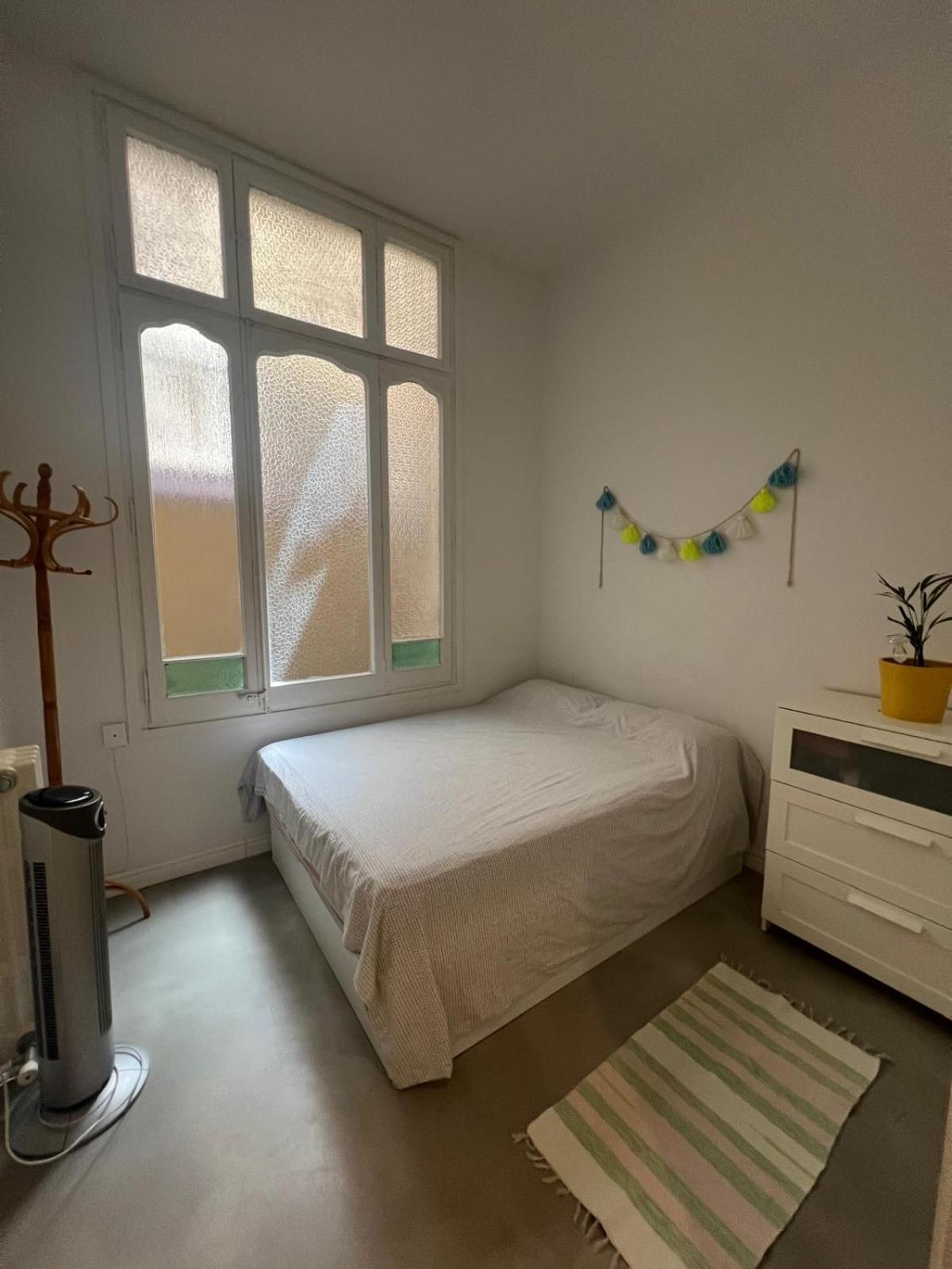 Habitacion Privada En Bello Apartamento Compartido Barcellona Esterno foto
